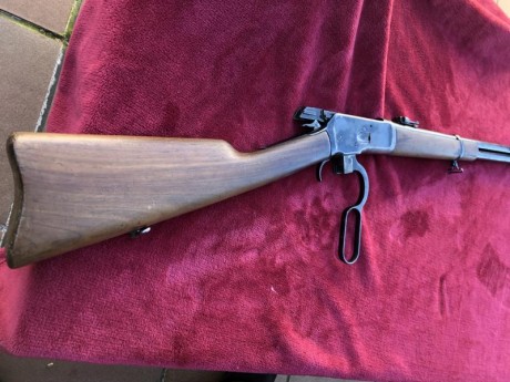Lo pongo por aquí por si a alguien le interesara para un cambio.

Winchester 1892 fabricado en 1916 en 00