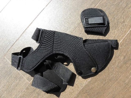 Vendo 1 funda sobaquera de la marca Pielcu en sordura del tipo vertical/giratorias y otra tipo biquini. 00