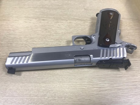 Vendo Pistola STI Target Master del Calibre 9MM PB. con cañon de 6" en inoxidable. El arma se encuentra 00