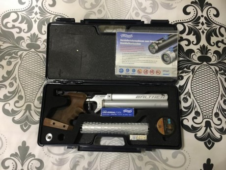 Vendo Walther LP400 con muy poco uso. Dos botellas de aire con fecha de caducidad de 03/2023. Está en 02