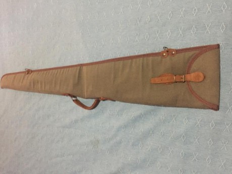 Se vende funda de escopeta para diversos calibres 12,22...de serraje muy resistente, interior de borrego 02