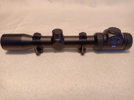 Visor Zeiss Conquest de batida comprado en el 2016, apenas usado, estaba en un semiautomático cal 30.06 01