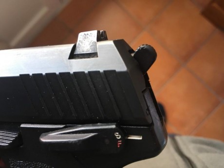 Vendida.
Se puede cerrar 

Vendo mi HK USP COMPACT, con dos cargadores y maletín original.
El arma ha 20