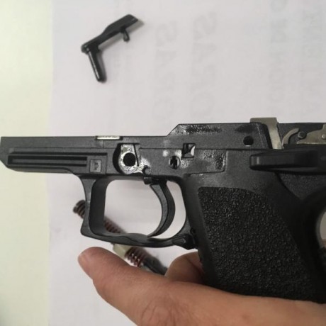 VENDIDA 
SE PUEDE BORRAR 

Vendo mi HK USP COMPACT, con dos cargadores y maletín original.
El arma ha 70