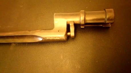 Hola compañeros 

Vendo una bayoneta de mosin nagant, salió de un armario y no me sirve para nada.

Precio 10