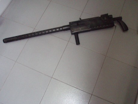 Hola.
Réplica Ametralladora Browning M1919 cal. 30.
Totalmente INERTE, a base de madera y PVC.Medidas 12