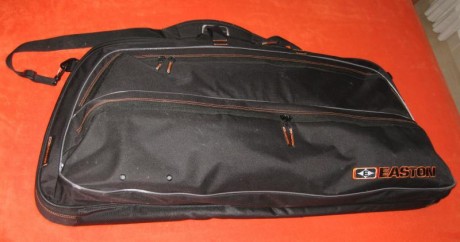 Hola

Vendo equipo completo para iniciarse en el tiro con arco,tiene muy poco uso y esta en perfecto estado.Vendo 01