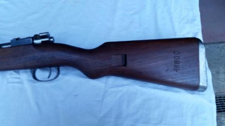 Vendo un K-98 impecable es un M-48 sino me equivoco yugoslavo porque tiene unas letras rusas calibre 8x57 02