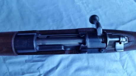 Vendo un K-98 impecable es un M-48 sino me equivoco yugoslavo porque tiene unas letras rusas calibre 8x57 11