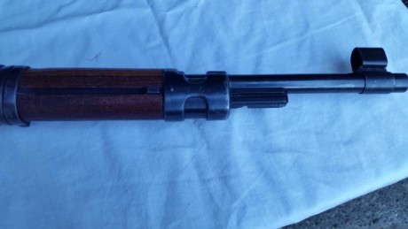 Vendo un K-98 impecable es un M-48 sino me equivoco yugoslavo porque tiene unas letras rusas calibre 8x57 21