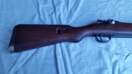 Vendo un K-98 impecable es un M-48 sino me equivoco yugoslavo porque tiene unas letras rusas calibre 8x57 20