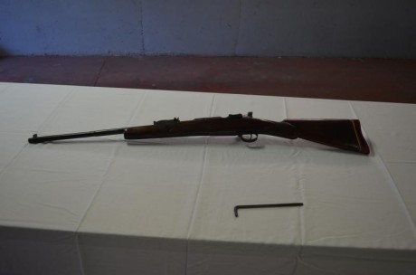Este el un mauser Oviedo tambien impecable con una culata para la caza pues lo lleve muchas veces por 32