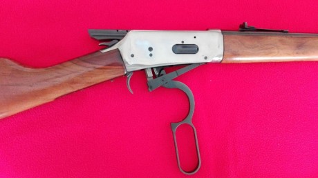 SE VENDE RIFLE DE PALANCA WINCHESTER DEL MÍTICO MODELO 94 Y CALIBRE 30-30.
SE VENDE EN PERFECTO ESTADO, 31
