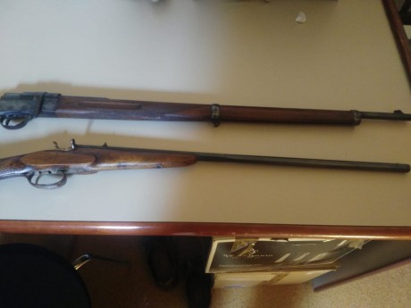 Buenas noches a todos.

Un amigo, que ya me presentó otra arma para que le ayudase a identificarla, que 20
