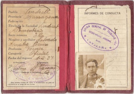  EN RECUERDO Y HOMENAJE A LOS QUE YA NO ESTÁN. 

Si pones en  GOOGLE   PASAPORTES EN LA MEMORIA  da igual 161