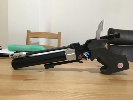 Hola, 

Pongo a la venta esta Walther LP300XT. Precio 500 euros con gastos de envío a parte. 

Cualquier 00
