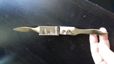 Molde para bala y bola del calibre 44. Es de las que llevan la firma autentica Colt que se fabricaron 02