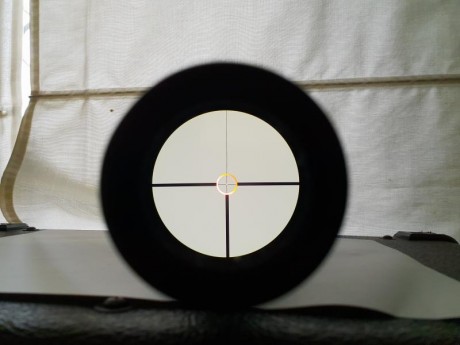 Vendo swarovski habicht  con reticula iluminada especial batida , en su caja original con marcas de uso 11