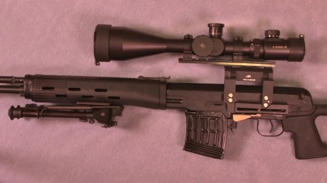 Se vende Rifle  DRAGUNOV-TIGRE, con culata y guardamanos sintéticos.  En calibre 7'62 x 54 R, el cartucho 02