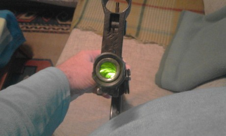 Vendo Vz 58, calibre 7,62X39, repetición manual, apenas a sido utilizado, se entrega con dos cargadores.
Vendido, 22