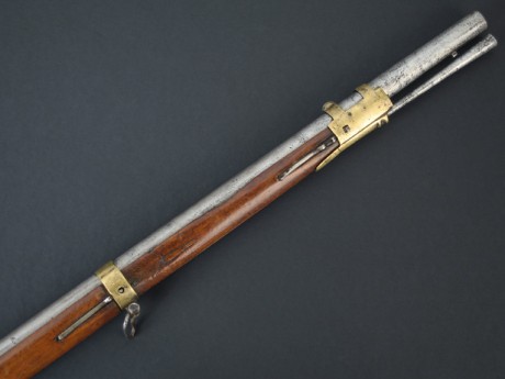 En otro hilo me he referido al mosquete de la infantería española como arma esencialmente de mecha. Desde 170