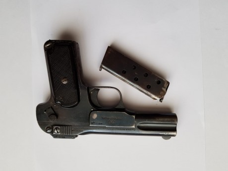 La primera pistola FN con un exito comercial por todo el mundo.
 
Inscrito en el libro de col como arma 02
