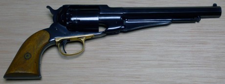 Se Vende Revolver Santa Bárbara número 2, el revolver viene con dos martillos, uno de ellos se tocó para 01