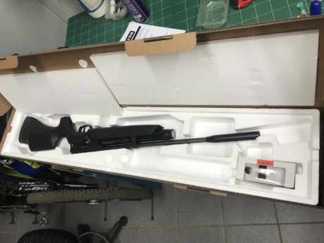pues eso, que vendo mi weihrauch hw110.
comprada el 02/03 de este año, o sea que tendra un mes i medio.
ha 12