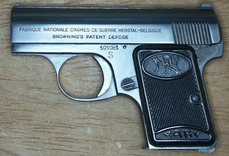 HOLA QUISIERA SABER DE QUE AÑO ES UNA PISTOLA ANTIGUA DEL CALIBRE 6,35. EN LA CORREDERA PONE:

PISTOLA 41