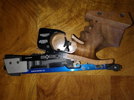 He decidido poner a la venta esta gran pistola ya que practicamente no la uso. fue comprada nueva en Ibergrips 20