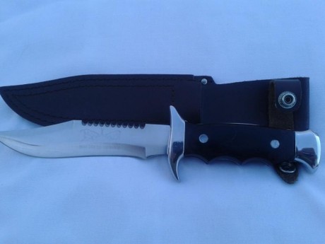  Cambio Cuchillo por pistola de Airsoft de gas .
Cuchillo de Monte y Supervivencia con poco uso,, hoja 00