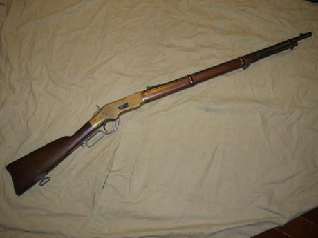Vendo rifle Winchester mod 1866 musket, buen estado. cal 44 Henry  R.F. Imprescindible libro de coleccionista.

 01