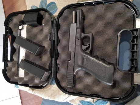 Me gustaría vender mi glock 17 de 3G, o bien cambiarla por una mas pequeña, tipo glock 43. El precio de 02