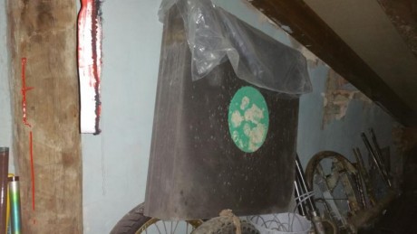 Hola !  . Vendo 

Parapeto foam 85 x 85 x 15  , es de 15 capas de foam termosellado y con poco uso 80 01