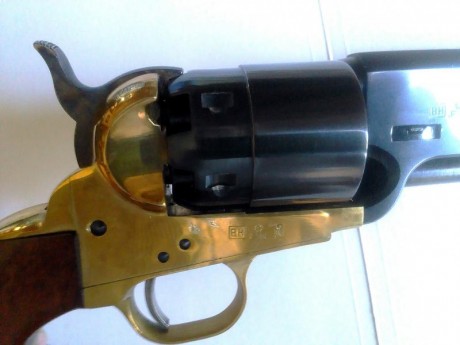 Precioso revolver utilizado por las fuerzas del orden estadounidenses de su época y arma favorita de Wild 00