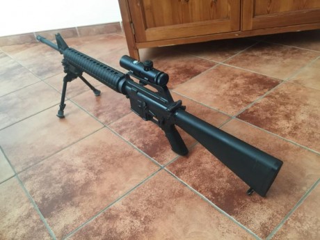 Vendo Colt Sporter II, calibre .222 con varios accesorios:

Gatillo de tiro timney
4 cargadores Colt originales
Correa 11