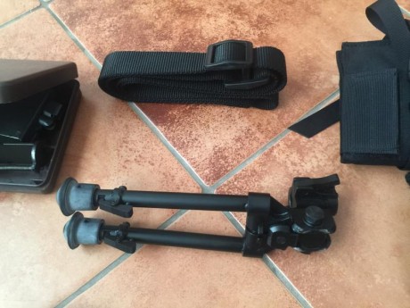 Vendo Colt Sporter II, calibre .222 con varios accesorios:

Gatillo de tiro timney
4 cargadores Colt originales
Correa 21