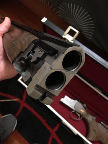 Vendo Miroku MK38 Trap en muy buen estado y muy poco uso con varias mejoras.

Posee maderas de nogal turco 02
