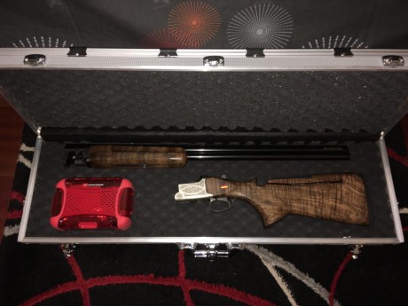 Vendo Miroku MK38 Trap en muy buen estado y muy poco uso con varias mejoras.

Posee maderas de nogal turco 32