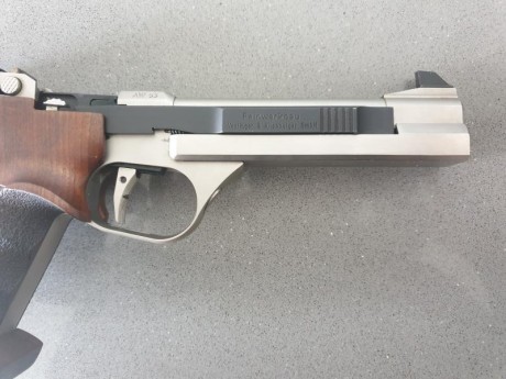 El motivo es que tengo dos pistolas iguales ,una con unos 500 tiros (practicamente nueva) y la que uso 32