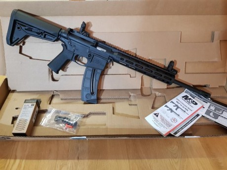 Buenas,

Vendo MP15 de Smith & Wesson, se ha usado dos veces aun en garantia de fábrica. La vendo 02
