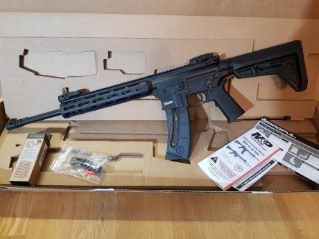 Buenas,

Vendo MP15 de Smith & Wesson, se ha usado dos veces aun en garantia de fábrica. La vendo 01