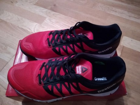 Vendo zapatillas Reebok CrossFit speed TR. Número 45. Motivo de venta me van grandes y no puedo cambiarlas.
Precio 00