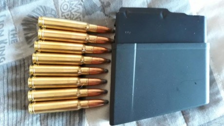Hola. Me gustaría  saber si el cargador es compatible entre esos 2 rifles... sabiendo que el bergara esta 80