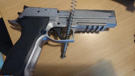 VENDIDA,,,,,,pistola seminueva  Sig Sauer P226 X-Five Bew line All Round edicion especial para IPSC, en 00
