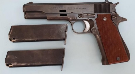 Por necesidades de hueco pongo a la venta esta joya que no uso. Se trata de una pistola Star modelo Super 00