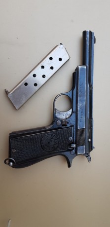Menos frecuente este modelo.

Inscrito como arma historica en el libro de coleccionista
precio 700 02