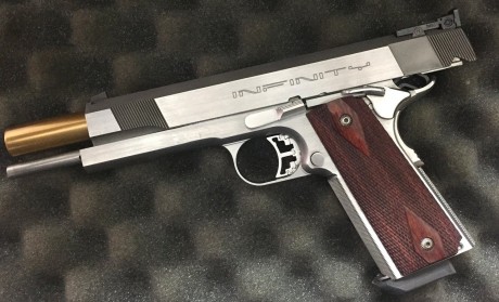 Vendo INFINITY SCEPTER en calibre 9mm y 6".Arma con poco uso.
Se trata de un arma de 6",en acero 11