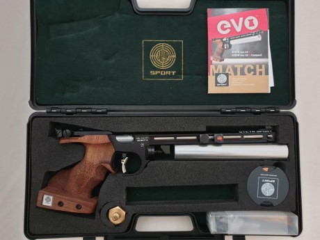 STEYR EVO E, SUPER CUIDADA APENAS HE COMPETIDO CON ELLA.

Dos botellas, Talla M.  Comprada en Junio 2016

1.500 02