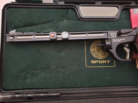 STEYR EVO E, SUPER CUIDADA APENAS HE COMPETIDO CON ELLA.

Dos botellas, Talla M.  Comprada en Junio 2016

1.500 00